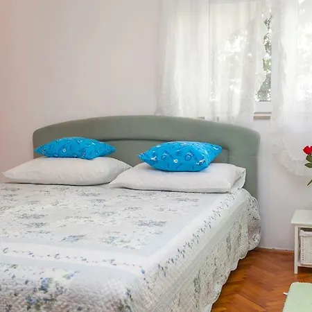 Apartmani Jela Makarska Exterior photo