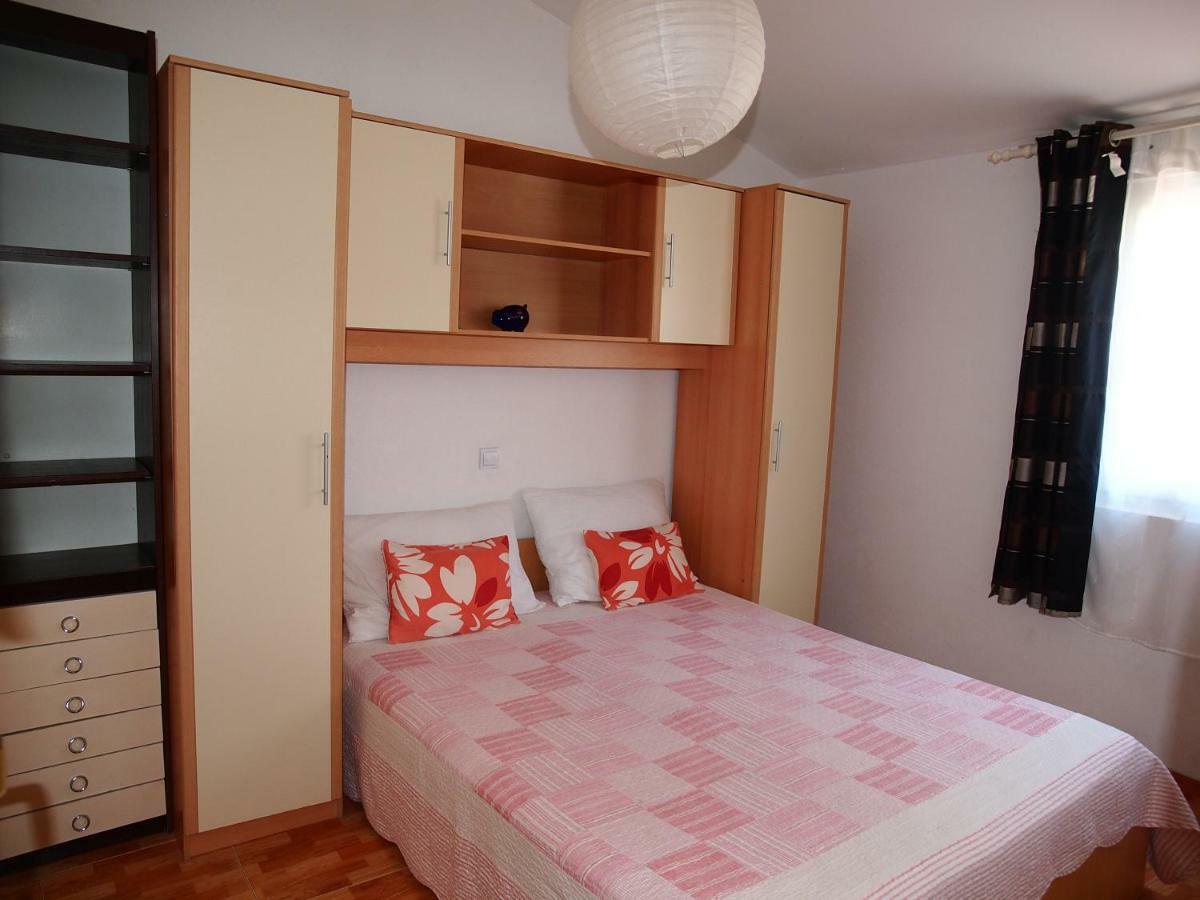 Apartment Jela