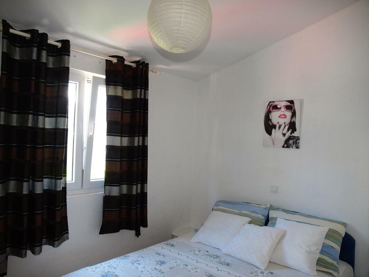 Apartment Jela